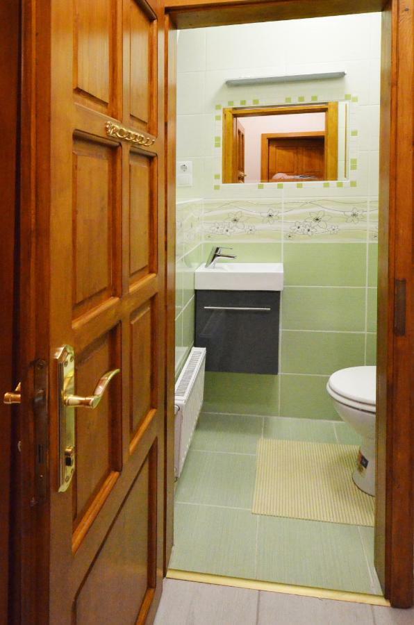 Bathory Apartman Apartment Eger Exterior foto